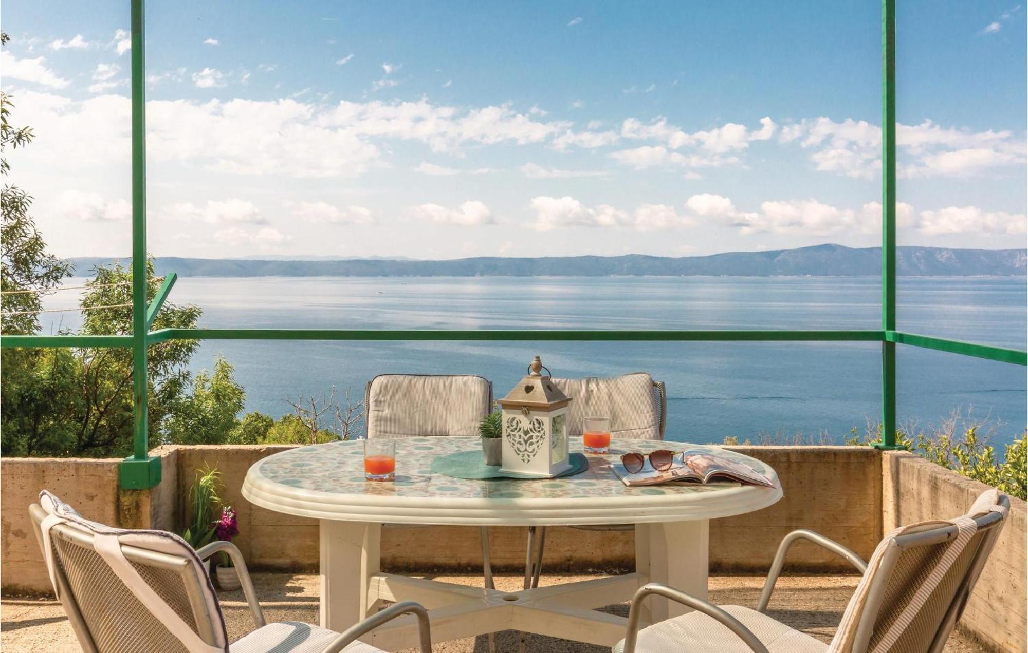 Awesome Home In Podgora With Kitchen Eksteriør billede