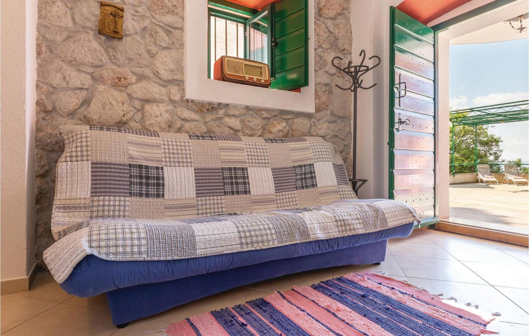 Awesome Home In Podgora With Kitchen Eksteriør billede